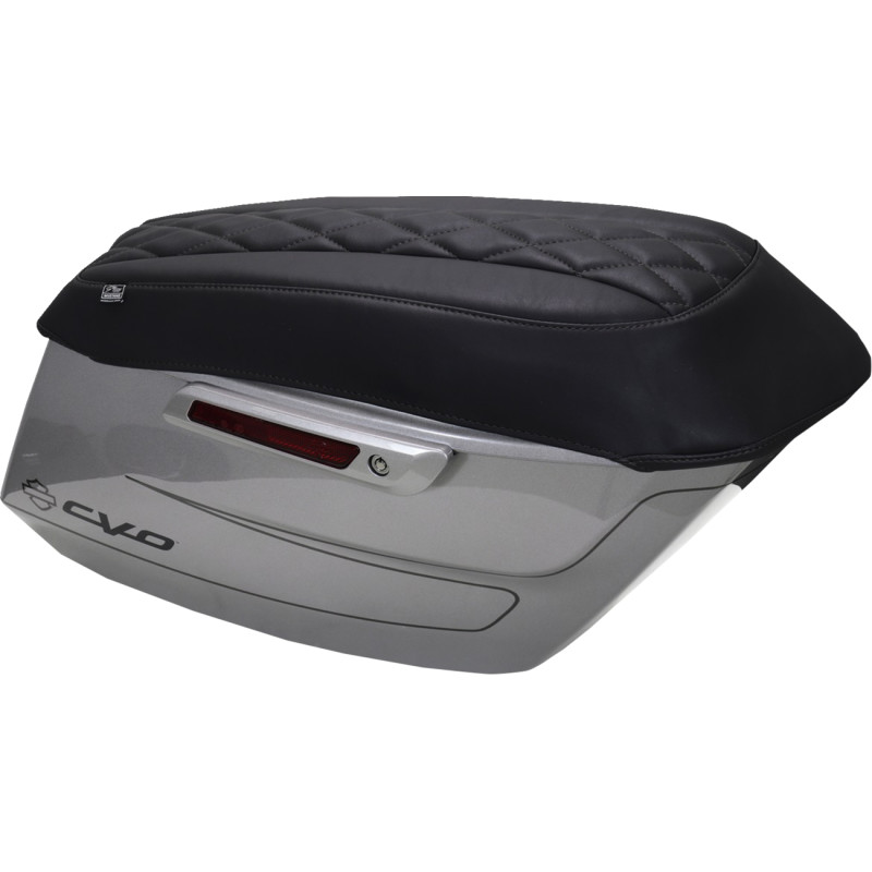 MUSTANG Deluxe Diamond Saddlebag Lid Covers
